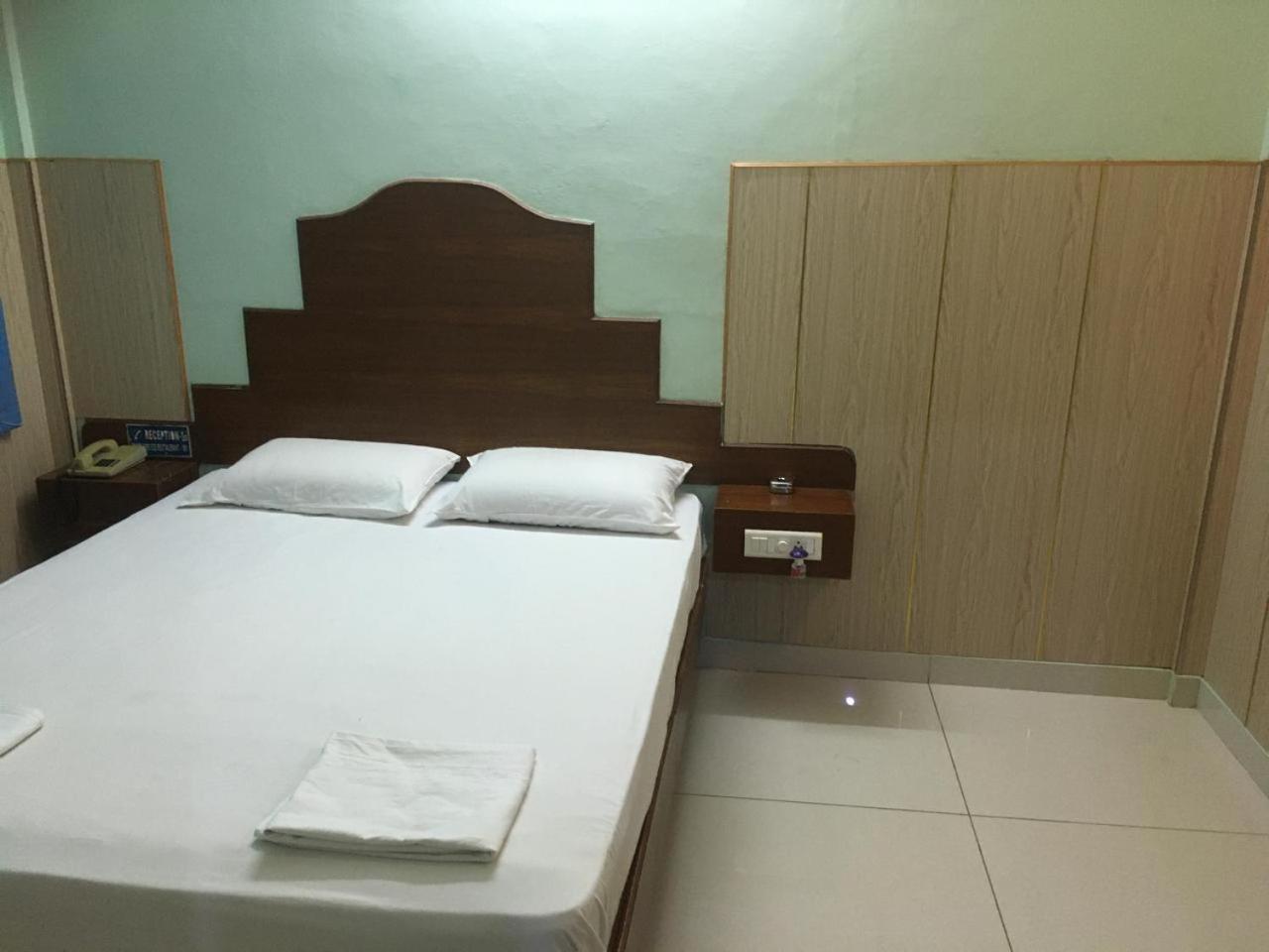 Valli Hotel Tańdźawur Zewnętrze zdjęcie